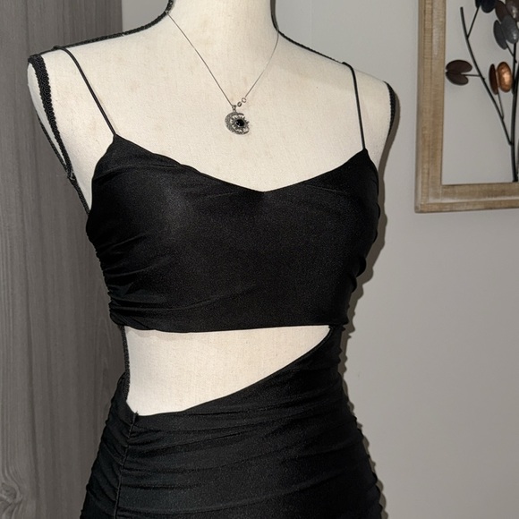 Tiger Mist Cheyanne Sleeveless Cut Out Dress Size Small. - Picture 4 of 6